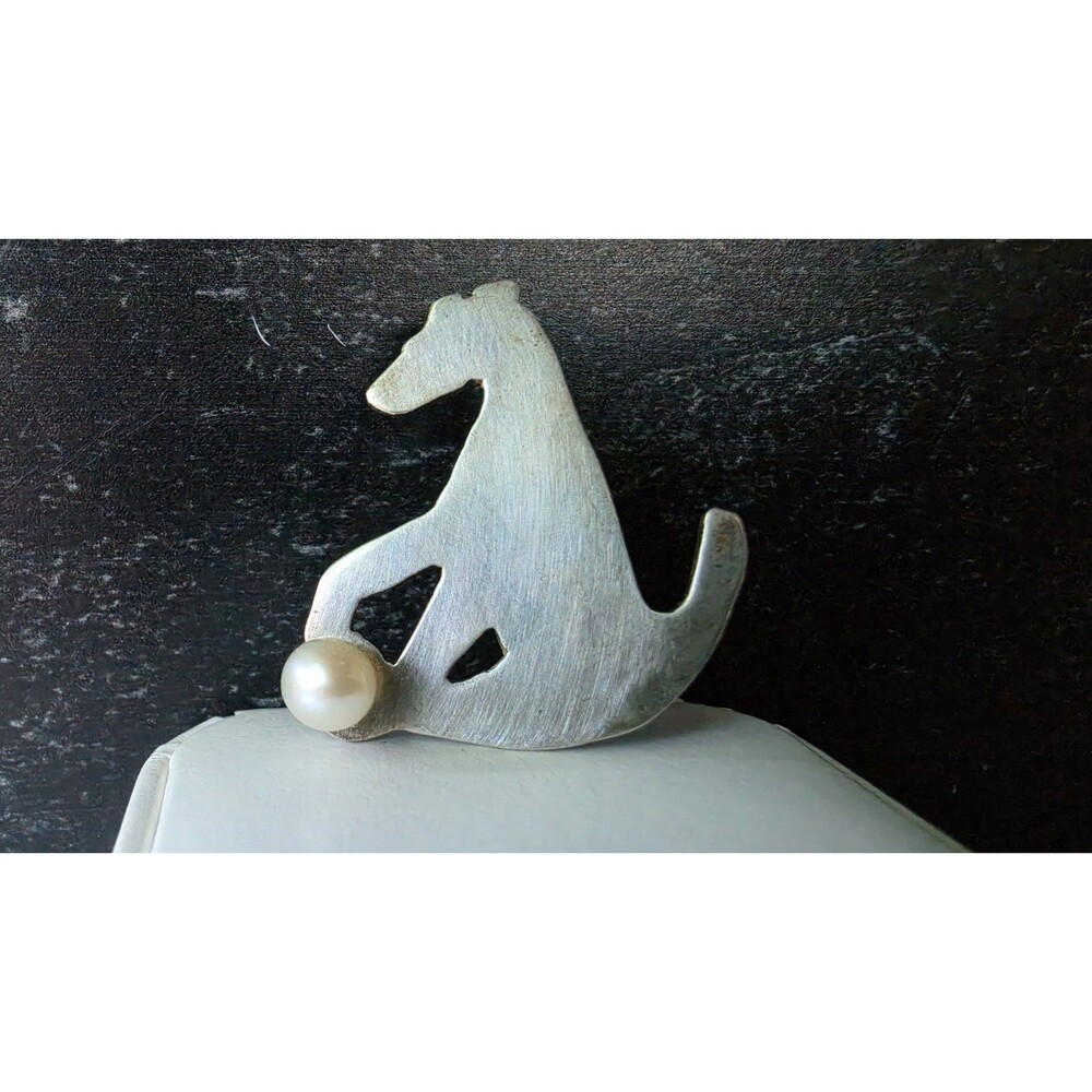 Judith G's 925 Sterling Silver & Pearl Dog With Ball Brooch Vintage 1999 READ